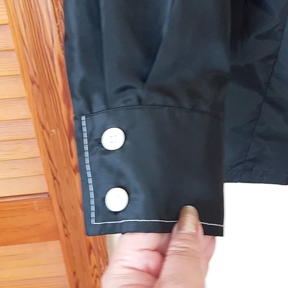 CHANEL NWOT Super Gorgeous Authentic Blouse Medium - Picture 4 of 8